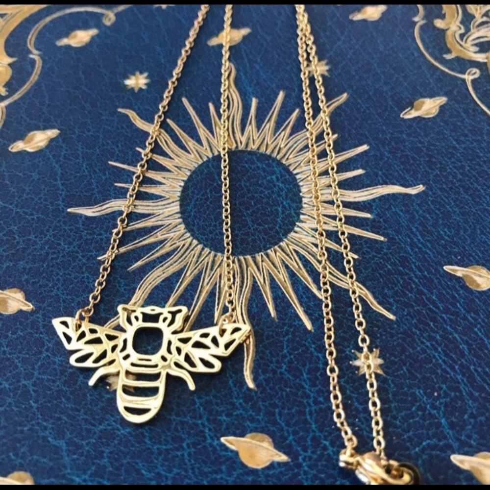 cute dainty gold bee plated necklace